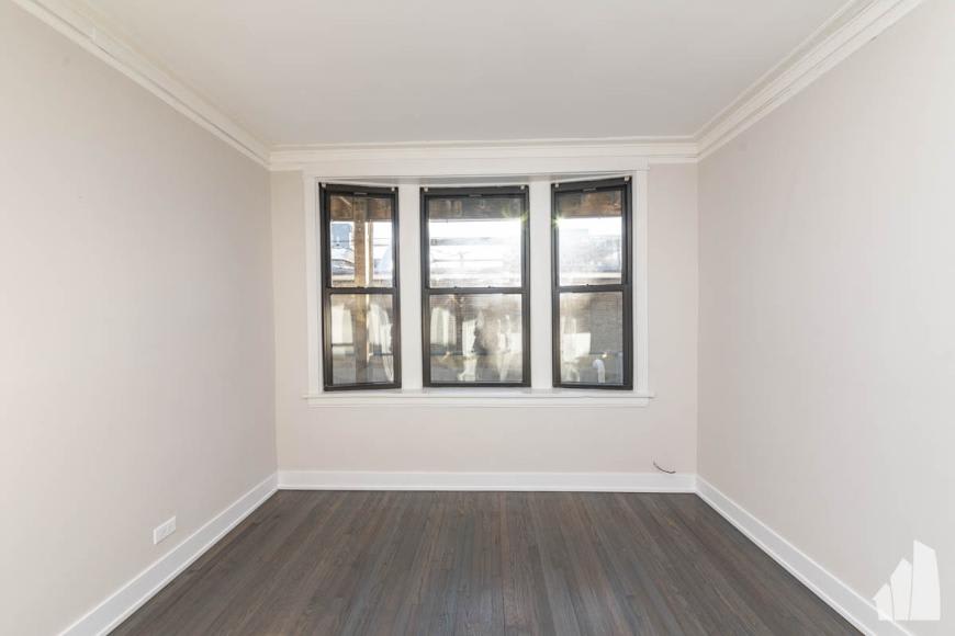 2647 North Milwaukee – photo 1