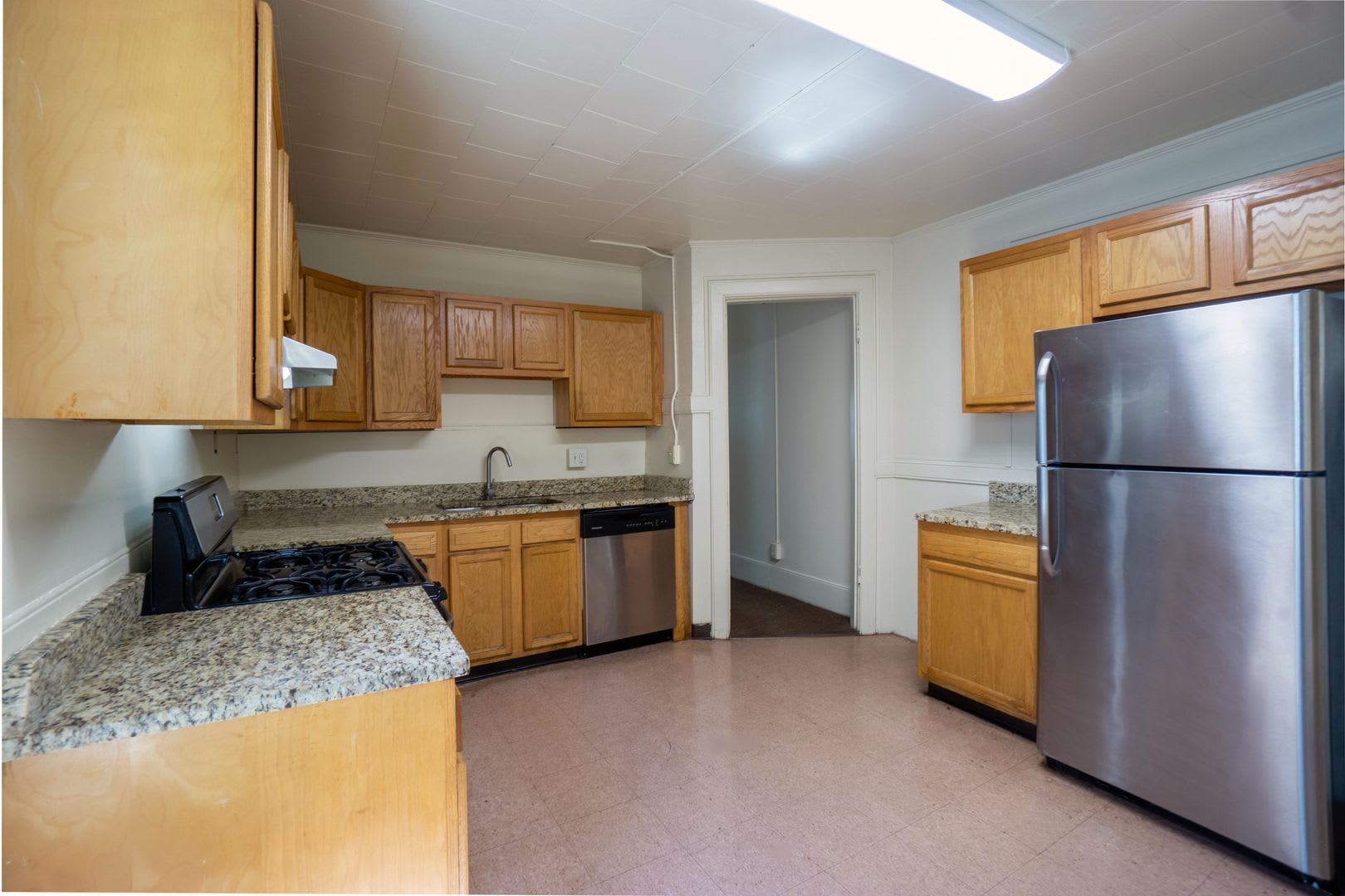 126 Harvard Pl – photo 2