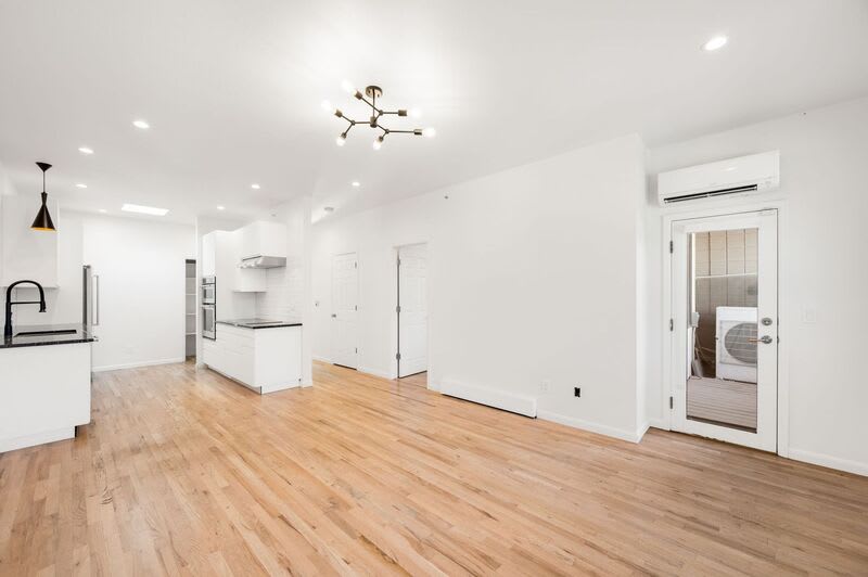 1715 15Th St – photo 1