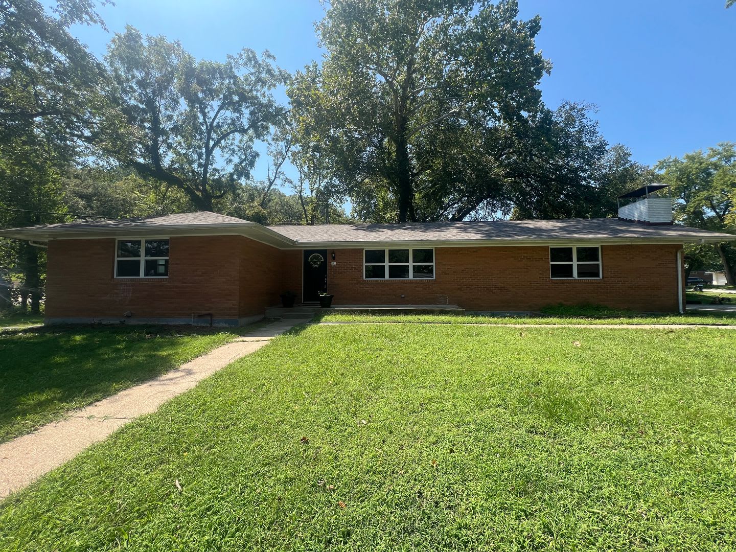 Beautiful Newly Remodeled Home in Waynesville! – photo 1