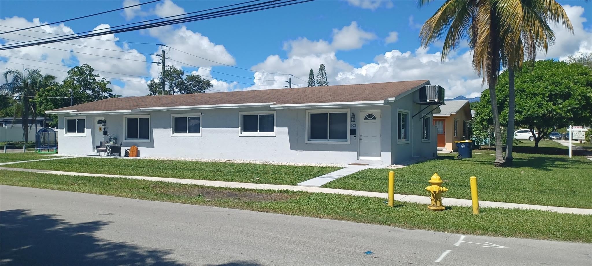 602 SE 2nd Avenue – photo 2