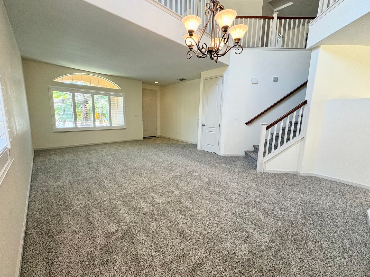 Beautifully Redone 4 Bed 3 Bath In The Lakes Discovery Bay – photo 3