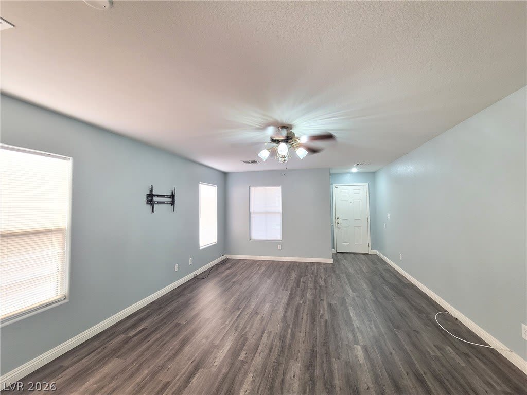6172 Freedom Flag Avenue – photo 4