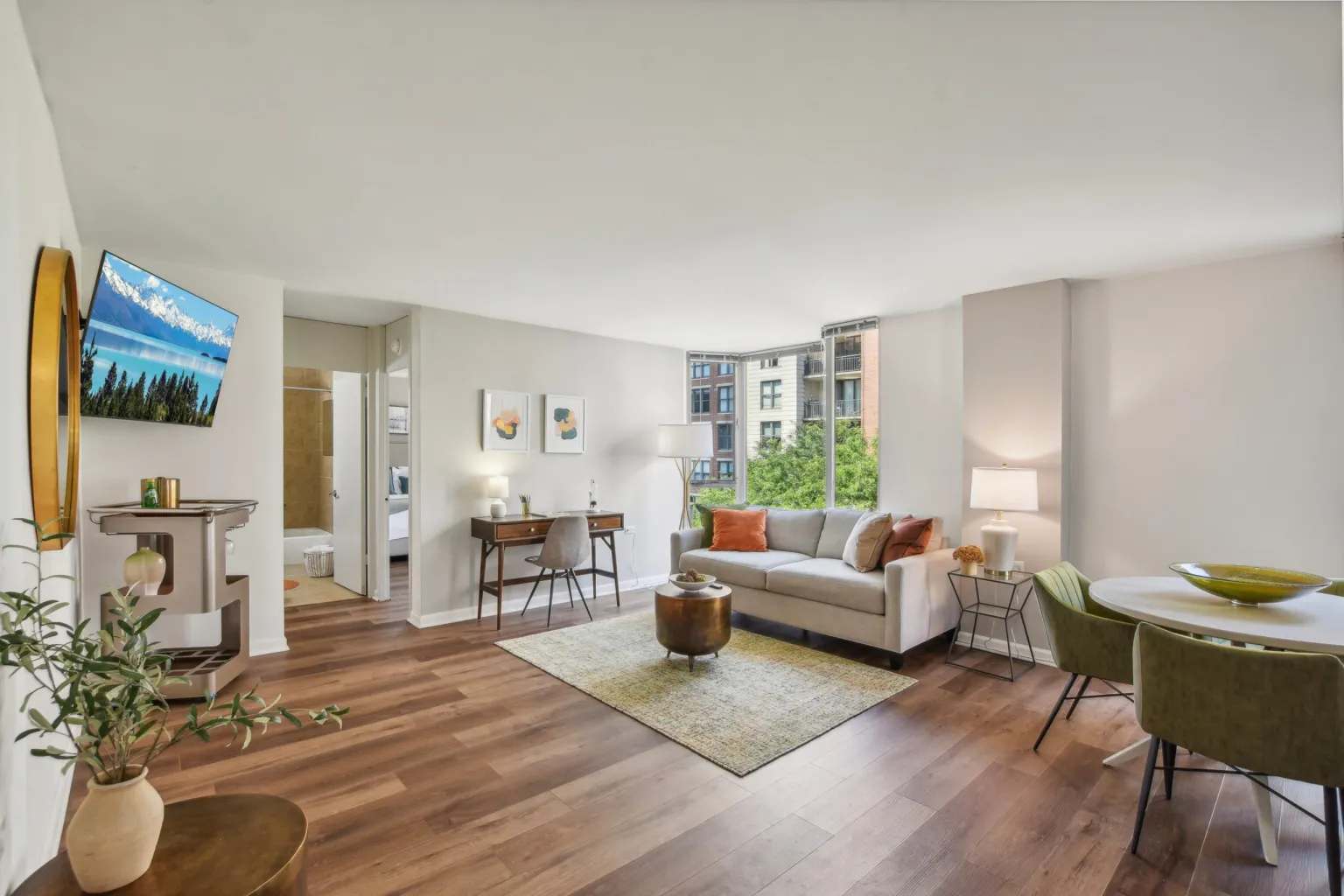 55 West Chestnut – photo 4