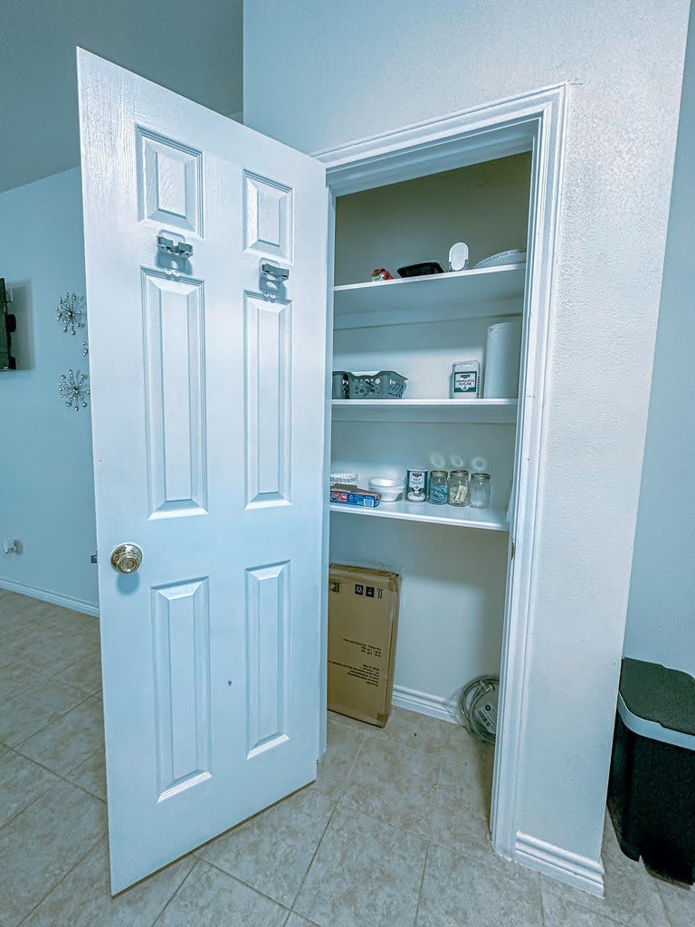391 Riverside Dr – photo 5