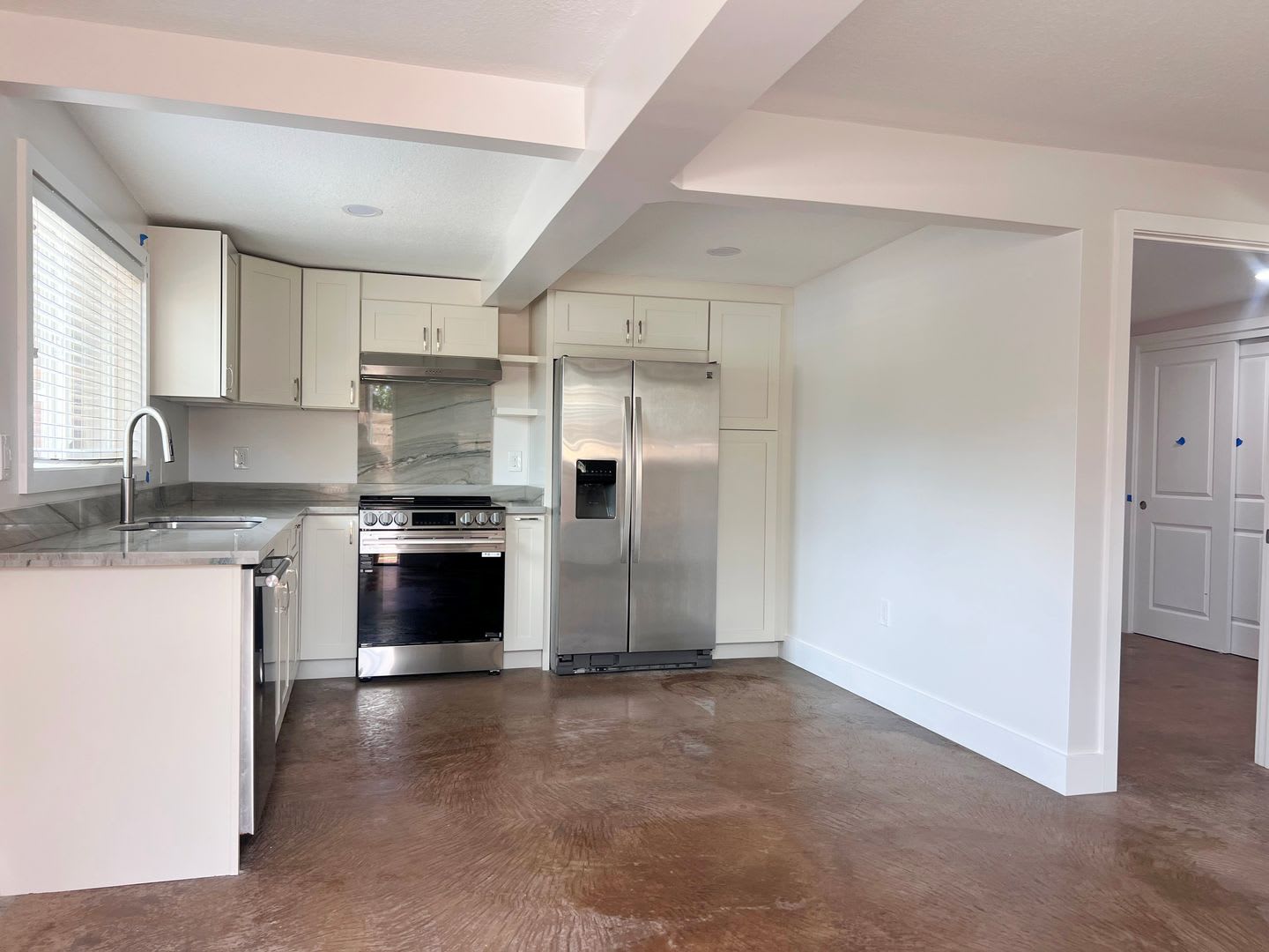 Renovated 2 bed, 1 bath Duplex Home in Waialua – photo 4