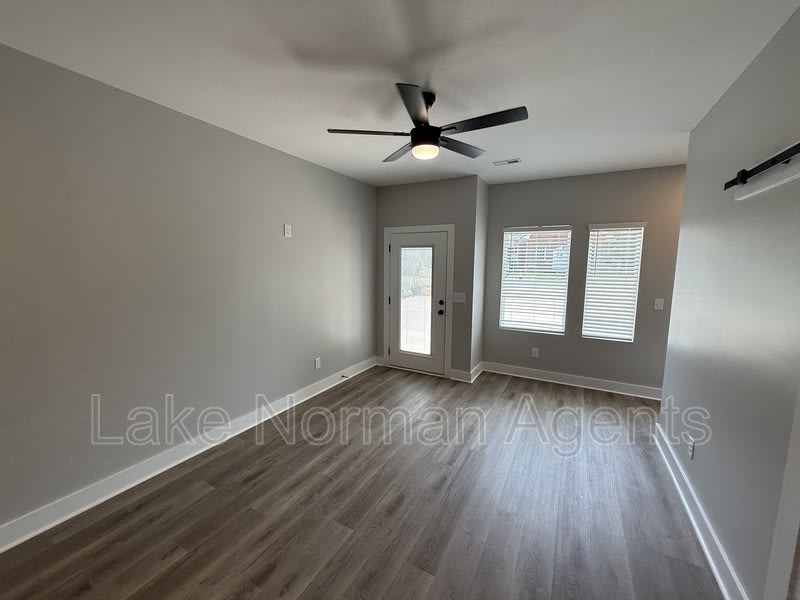 525 Dellwood Drive – photo 3