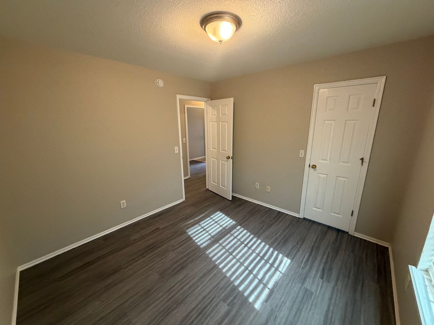 Charming 3 Bed 2 Bath Home in Del City – photo 5