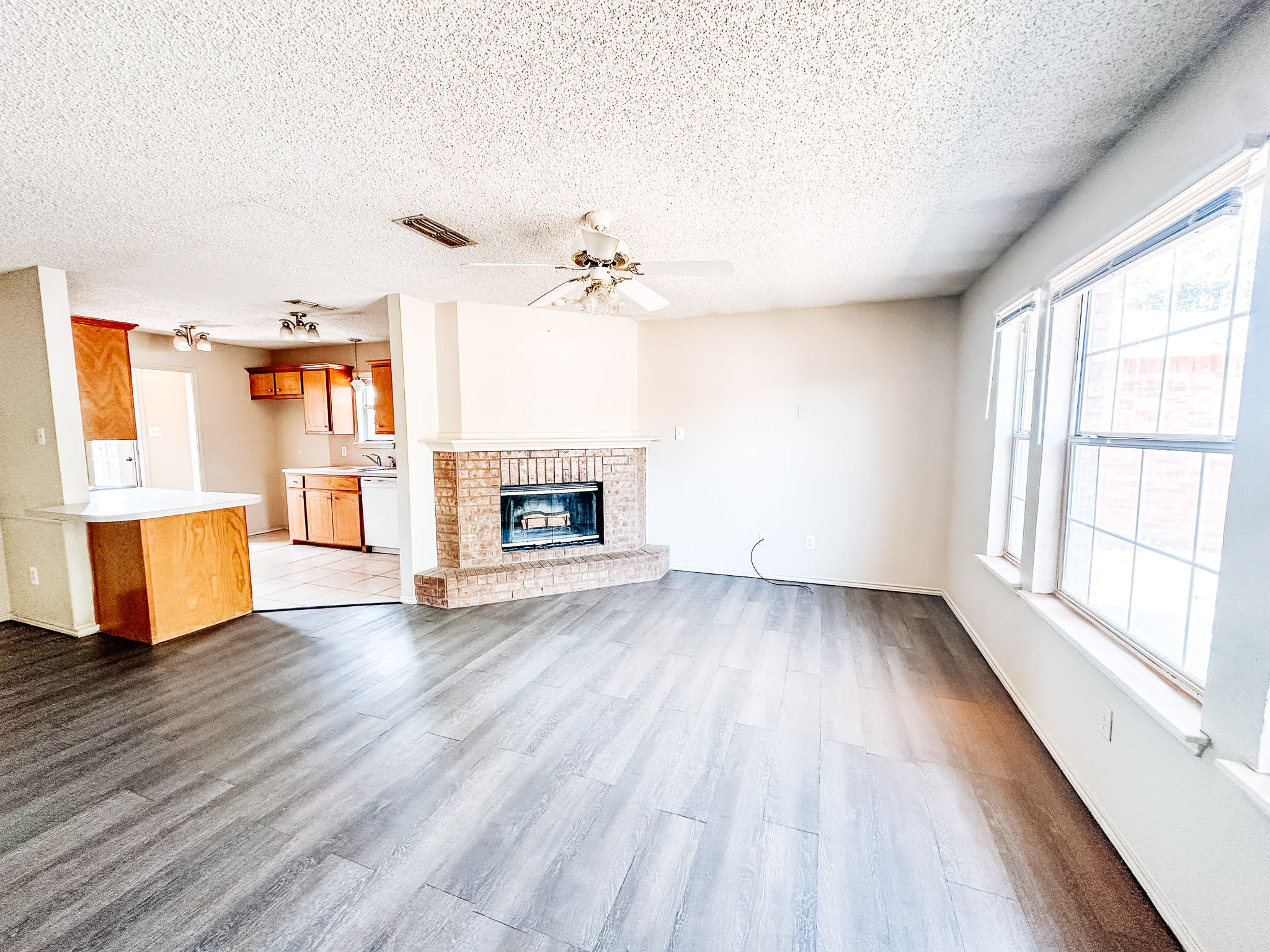 6111 7th St – photo 3