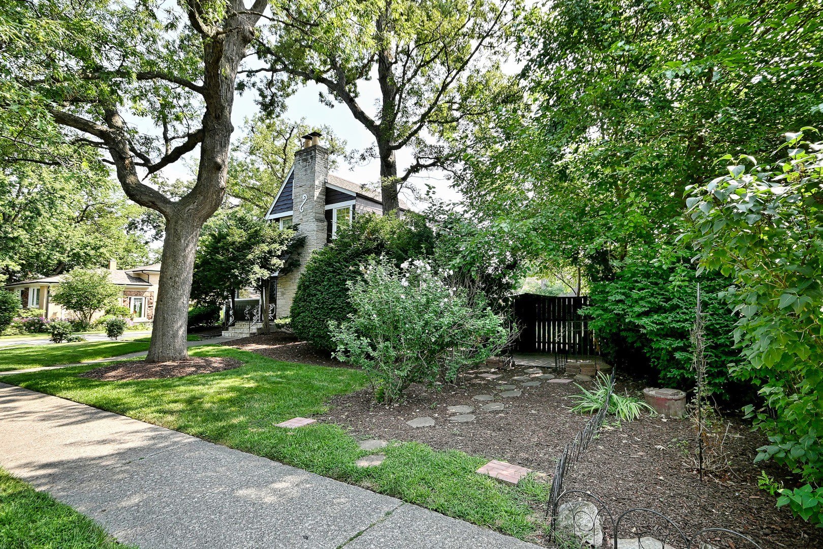 2147 N 78th Avenue – photo 3