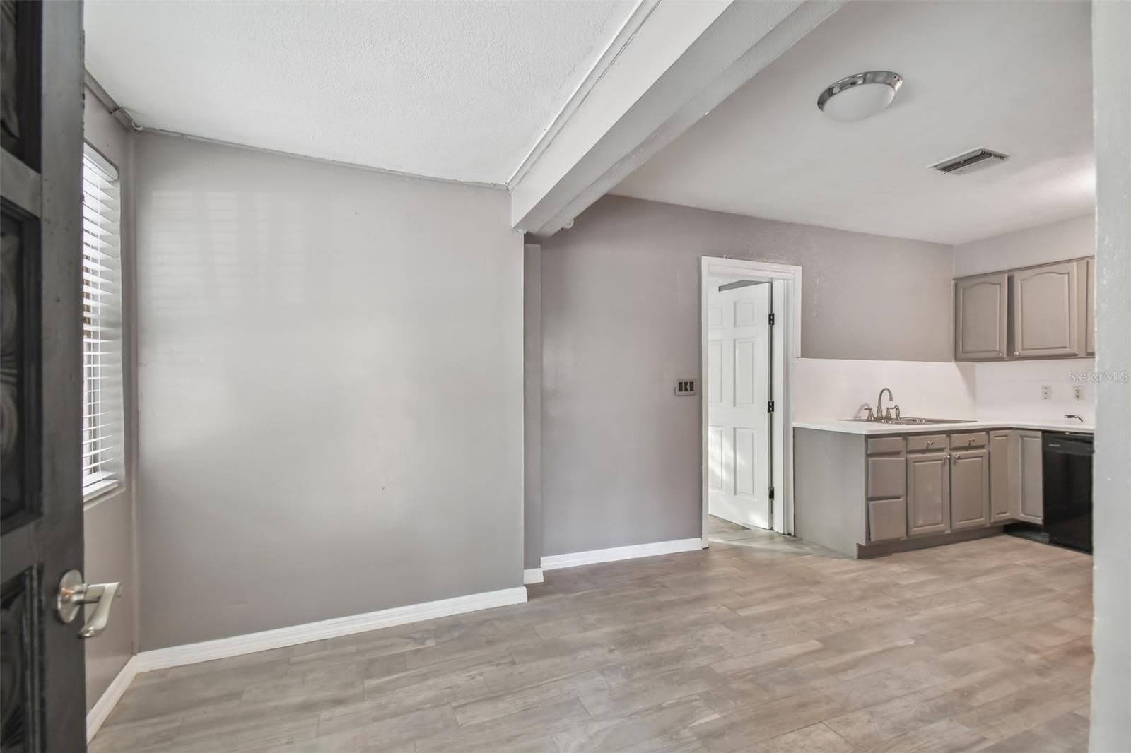 1921 W STATE Street – photo 2