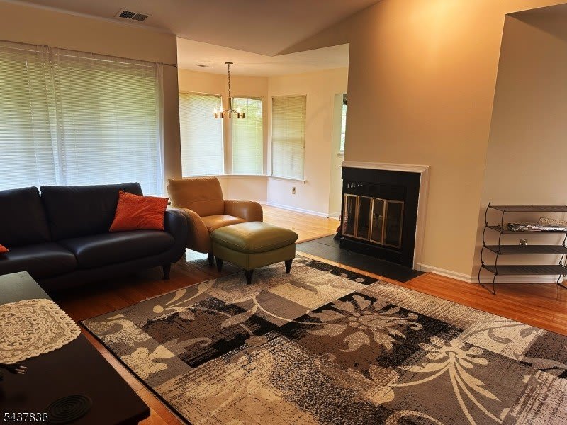 15 Crossfield Court – photo 3
