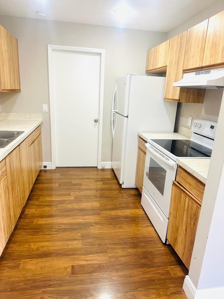 1842 SW Morelia Lane – photo 3