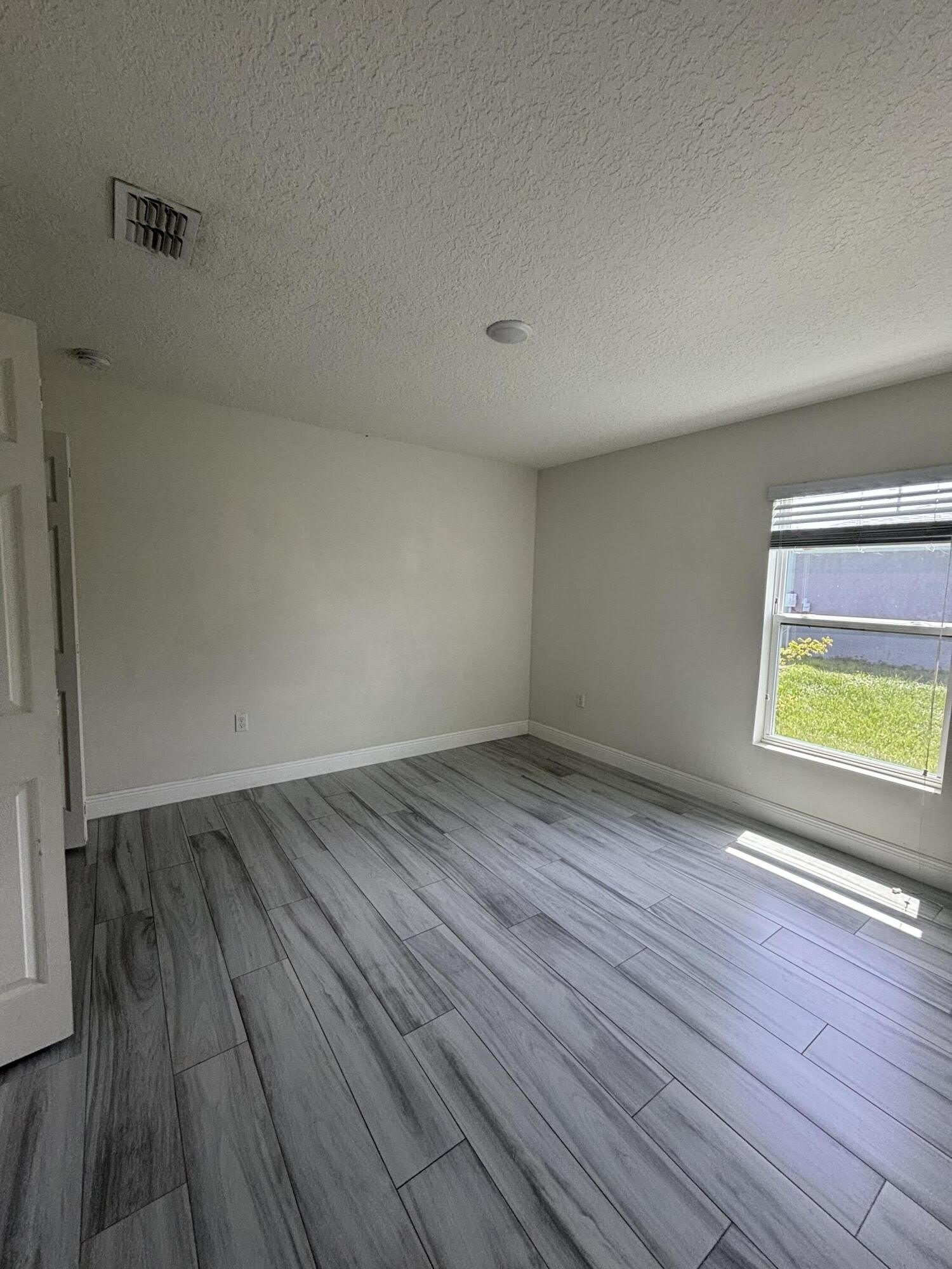 2231 SE MARIPOSA Avenue – photo 4
