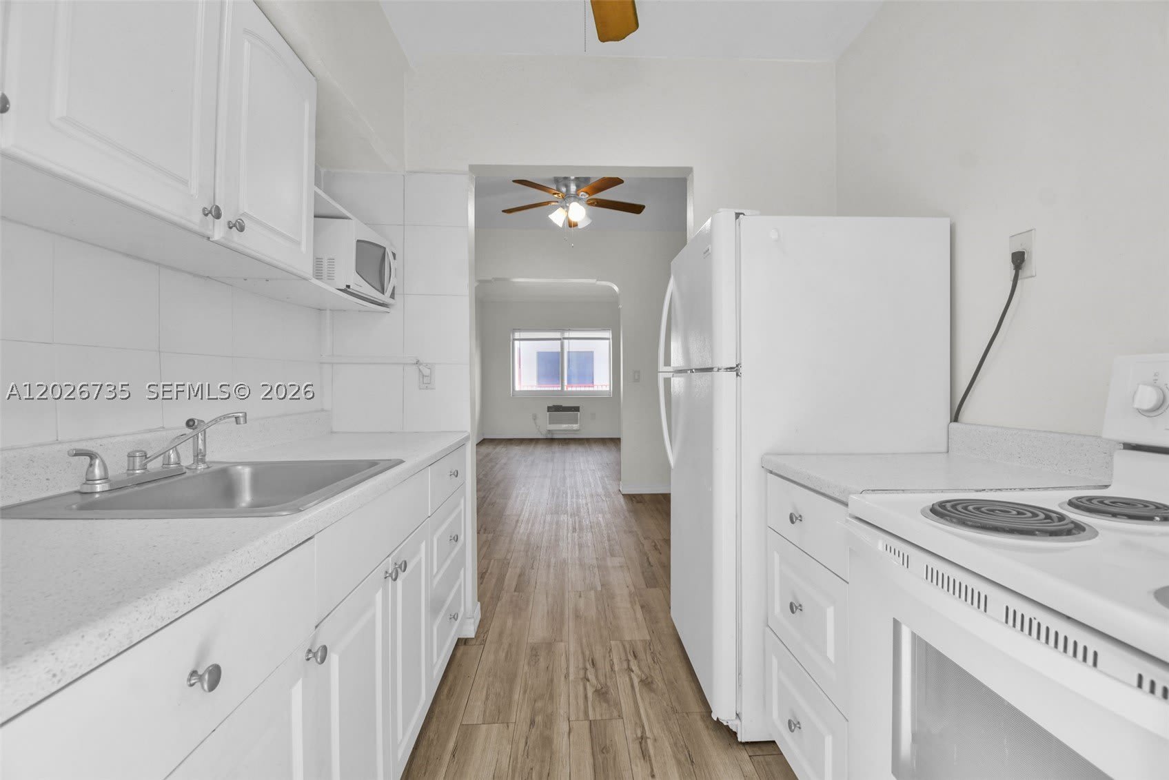 1135 Euclid Ave – photo 3