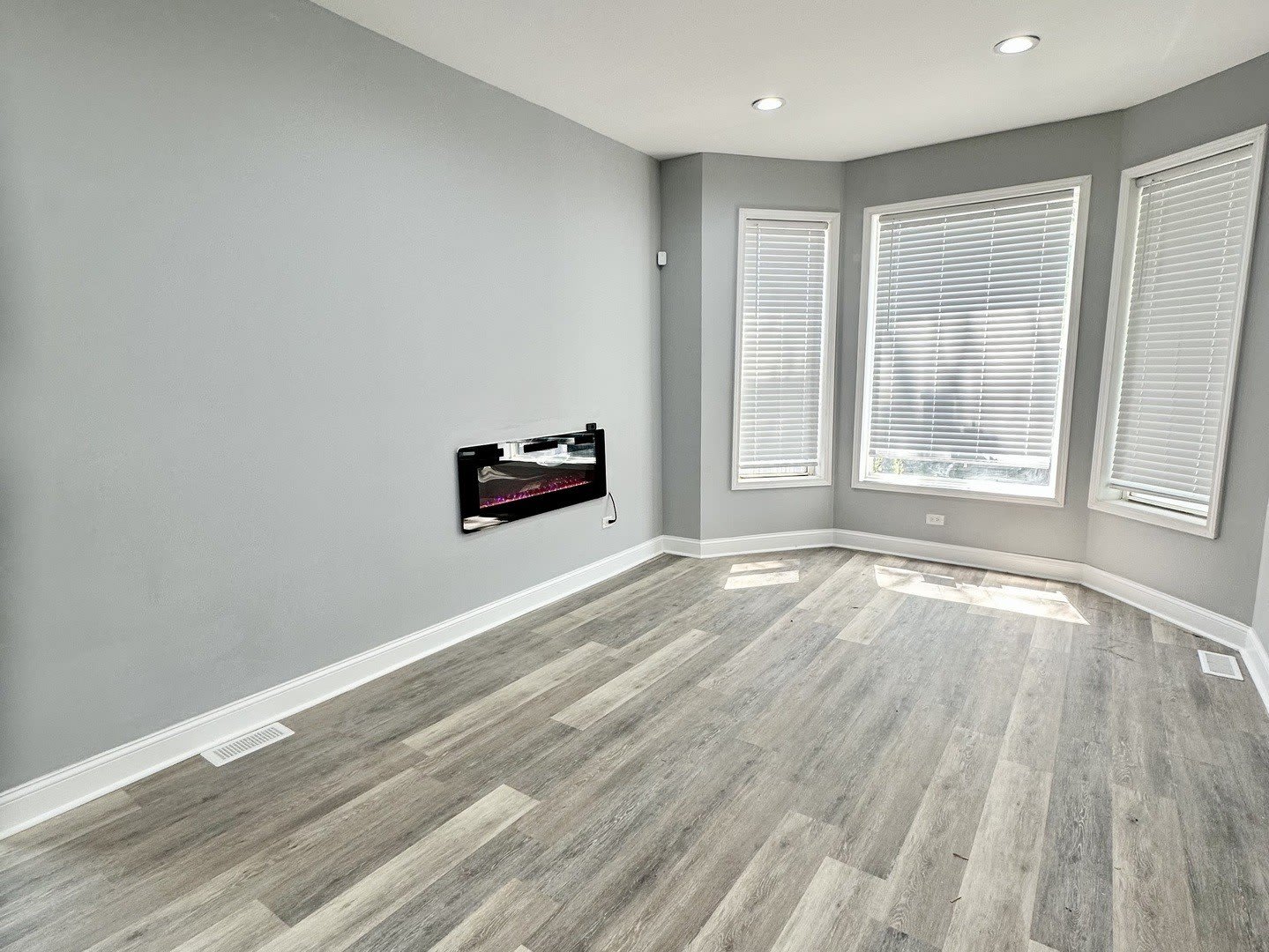 2720 W Harrison Street – photo 3