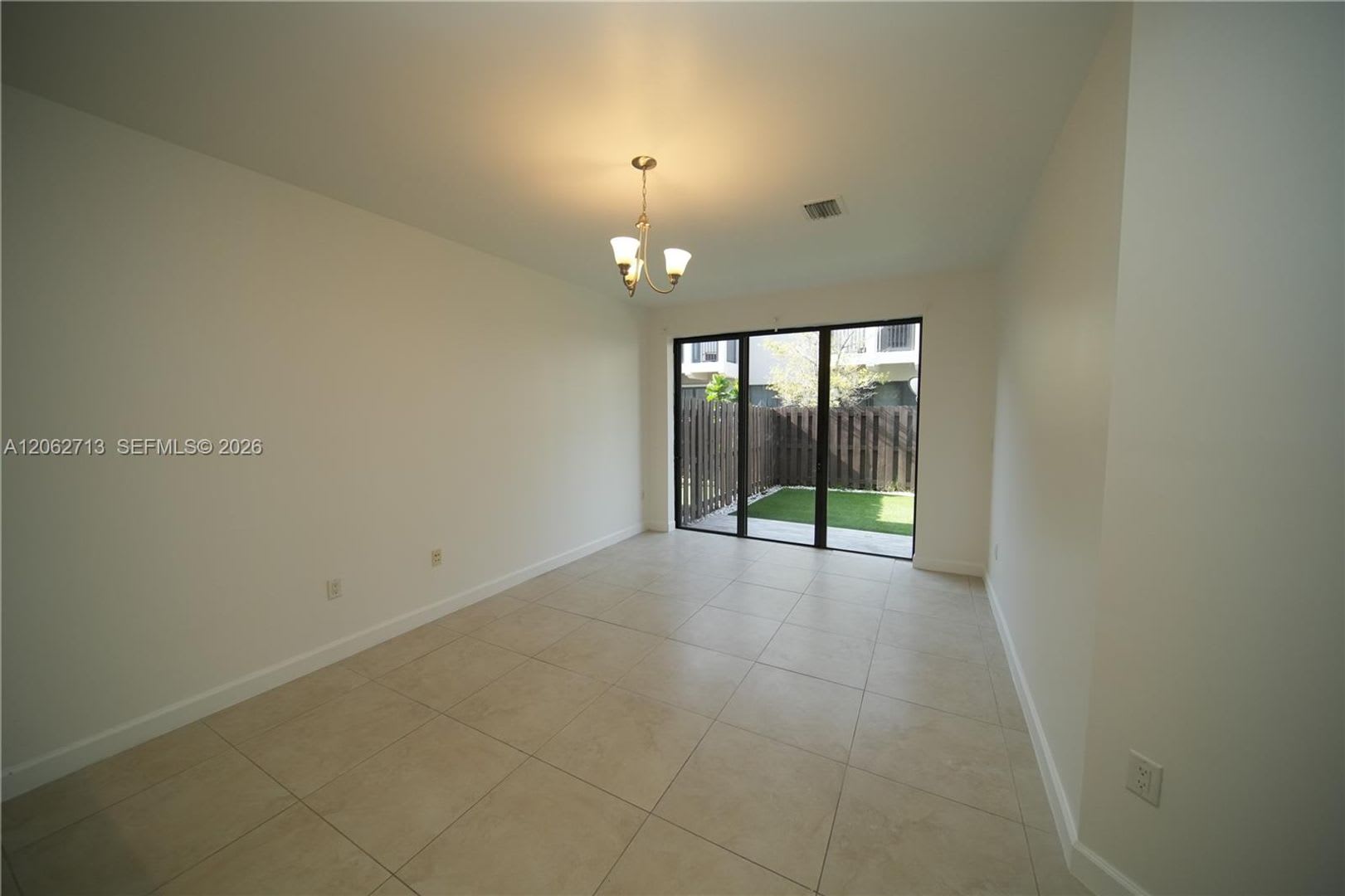 10440 NW 61st Lane, Doral, FL 33178 – photo 4