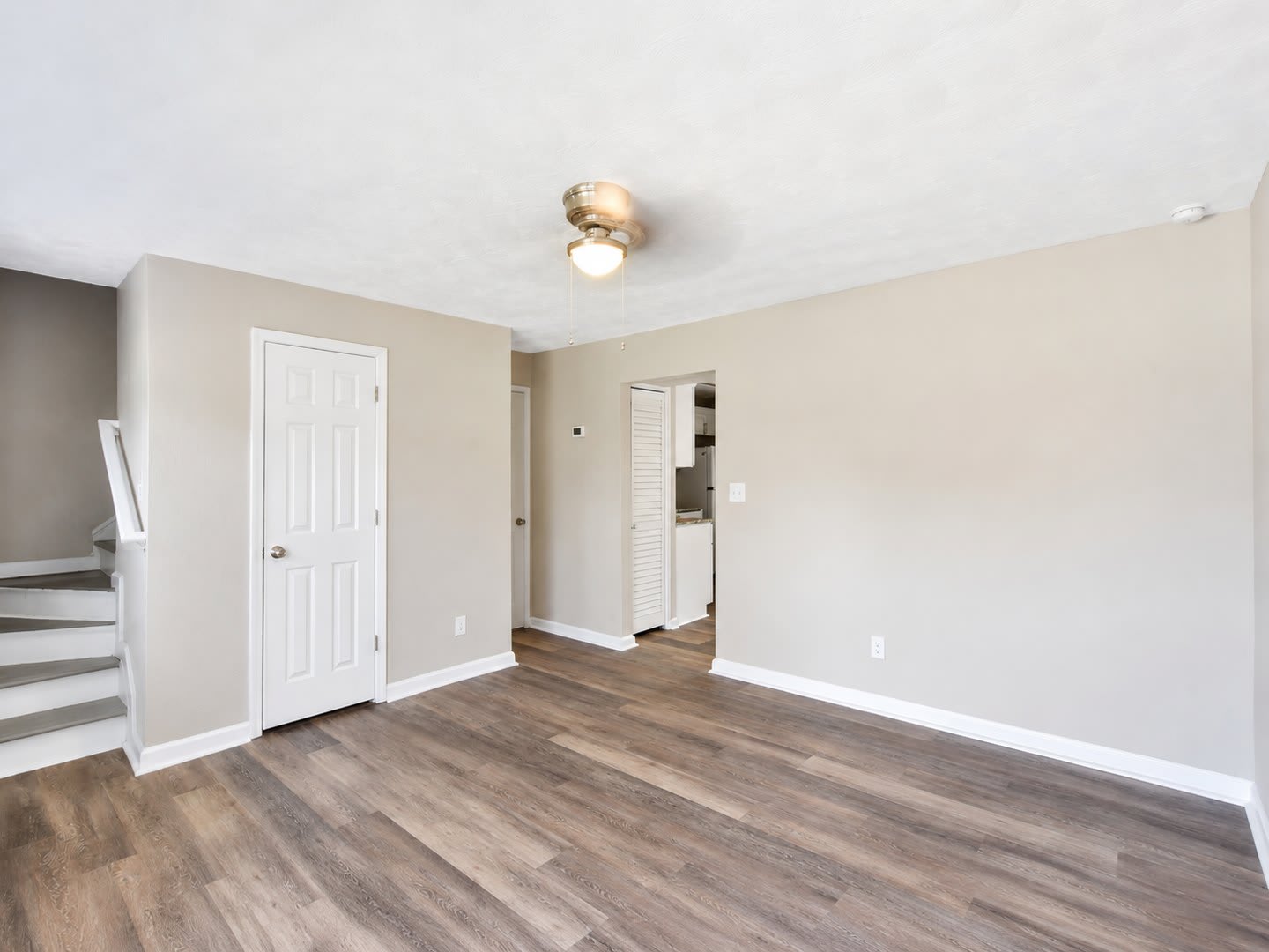 Renovated Townhome In Chesapeake – photo 4