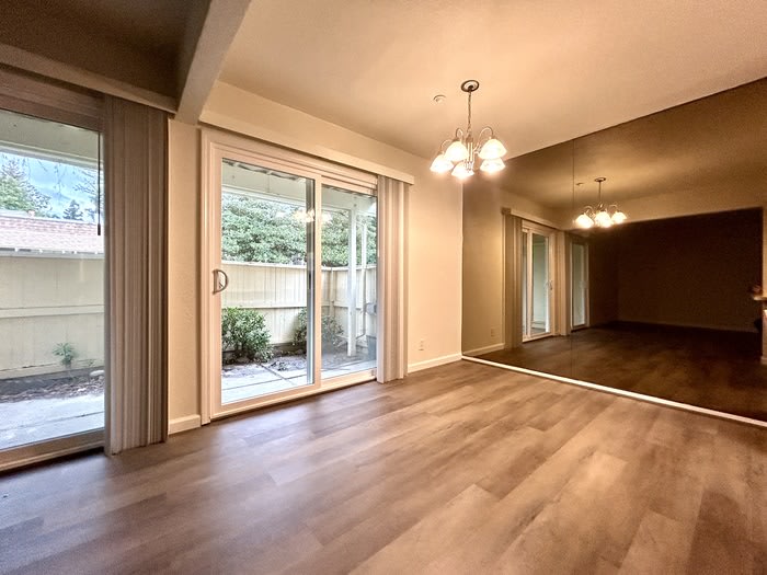 6241 Riverside Boulevard – photo 5