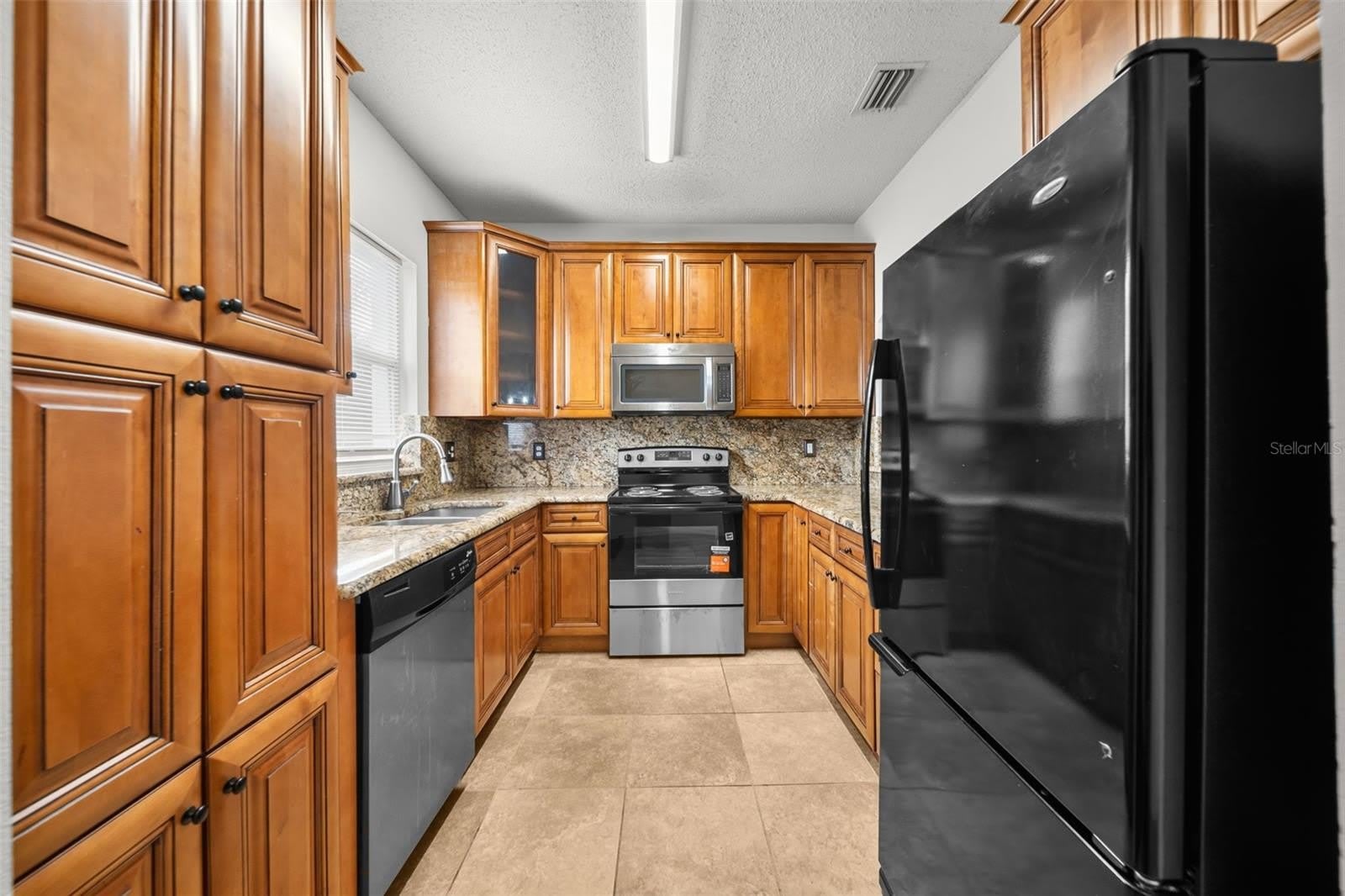 18171 Paradise Point Drive – photo 4