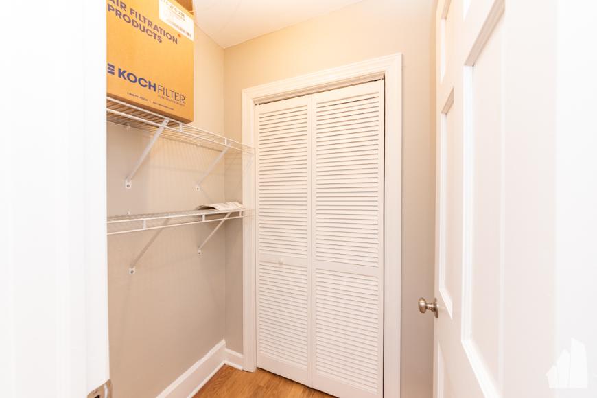 1420 West Irving Park Road – photo 5