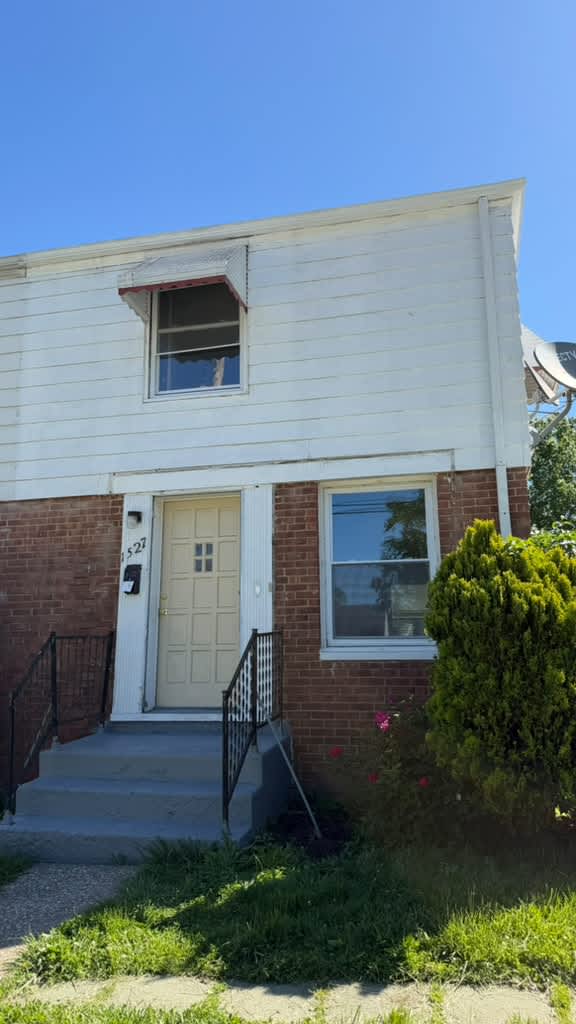 1527 Babbitt Road – photo 1