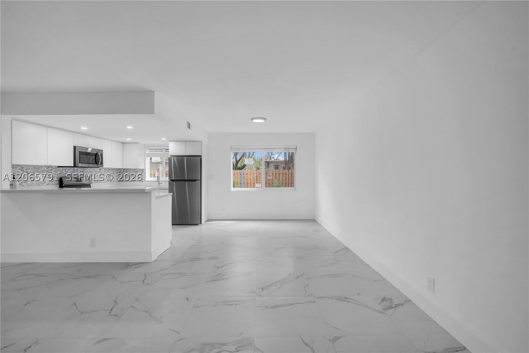 414 SE 14th St – photo 5