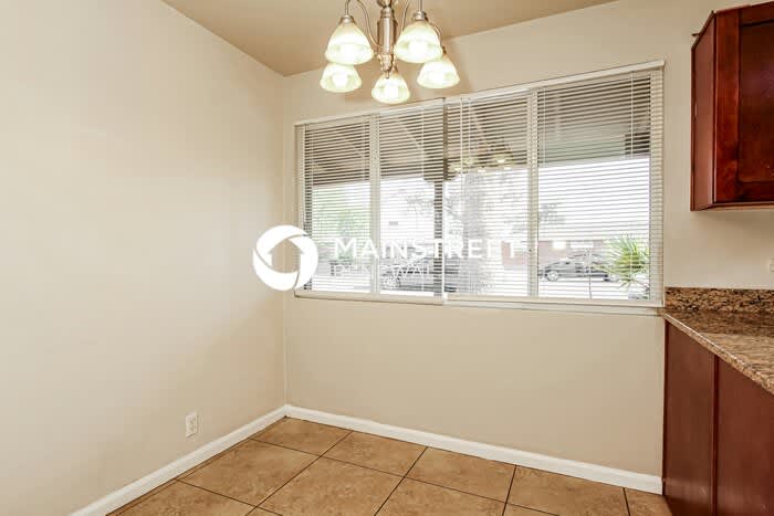 2339 West Avalon Drive – photo 4