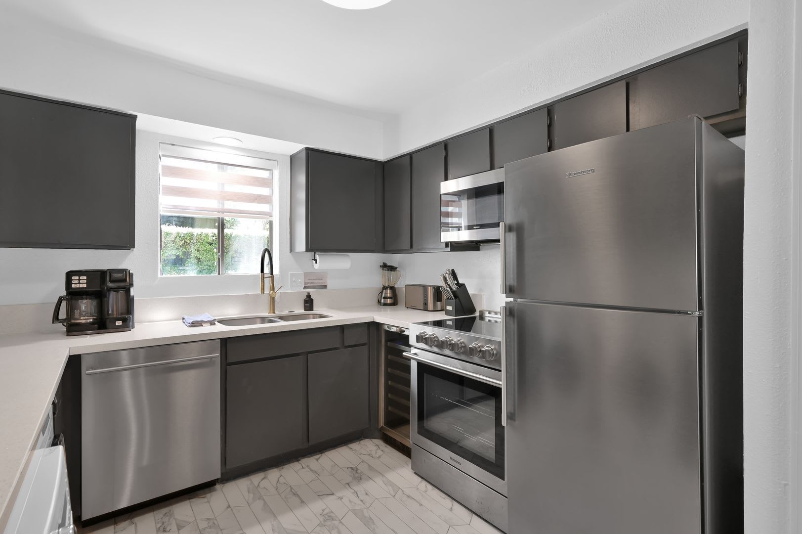 Wonderful 1 Bed 1 Bath In Convenient Location – photo 5