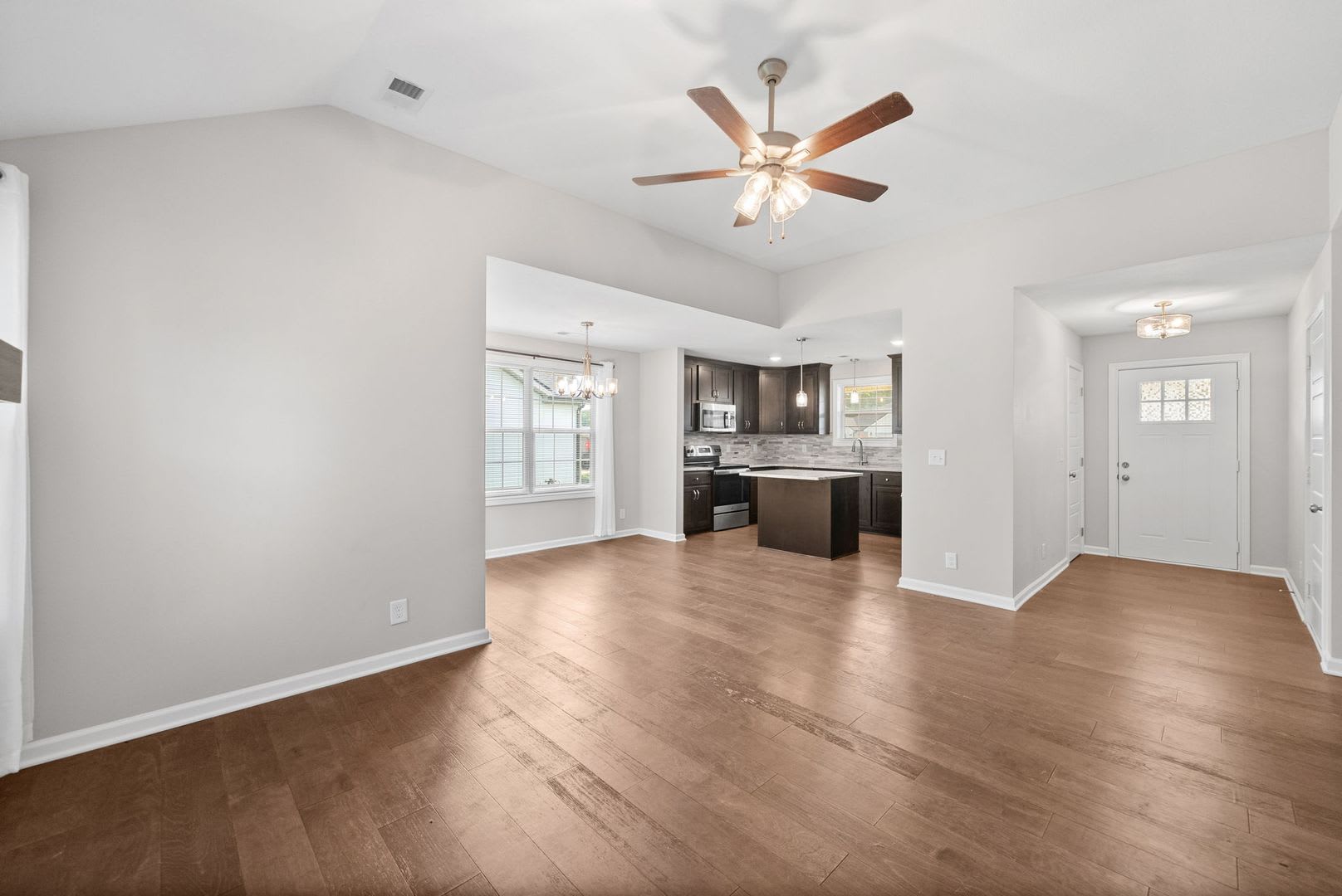 1493 Fredrick Dr – photo 5