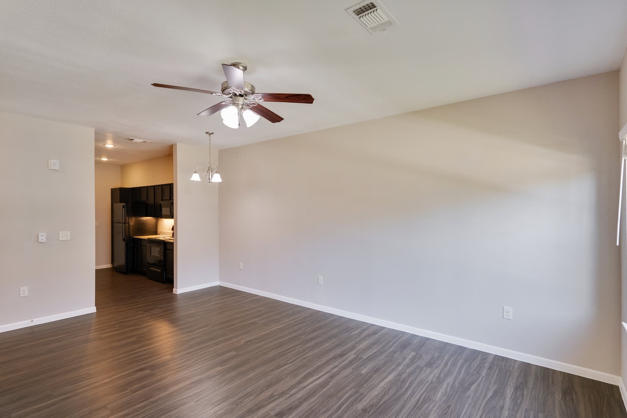 Rolling Hills Townhomes – photo 3