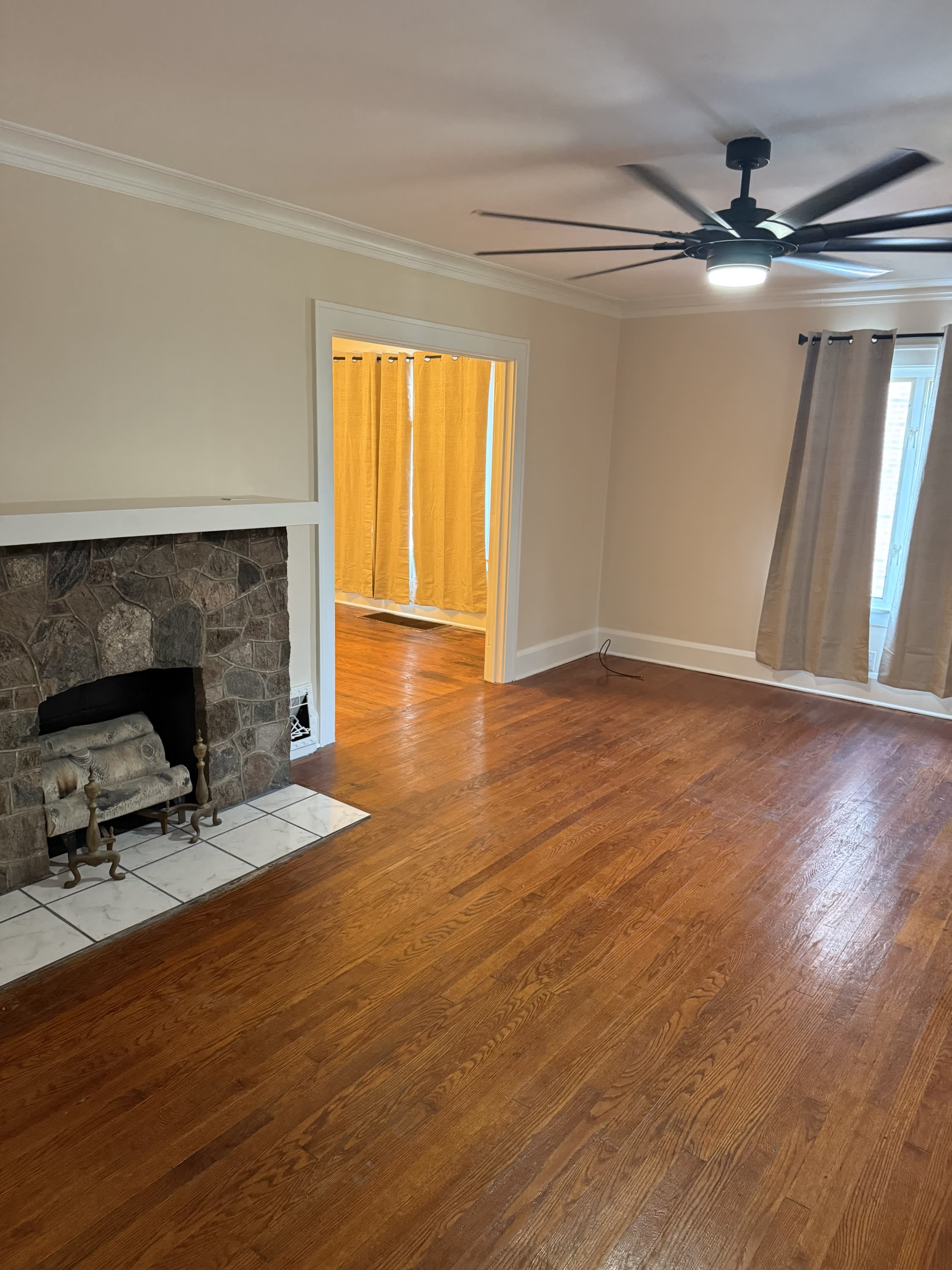 933 Winona Drive – photo 3