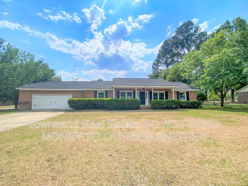 212 Haverhill Drive – photo 2