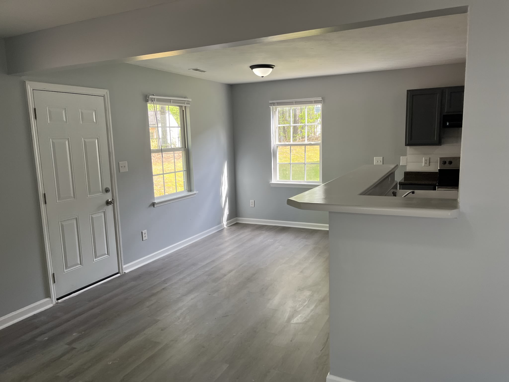 408 Gladstone Drive – photo 4