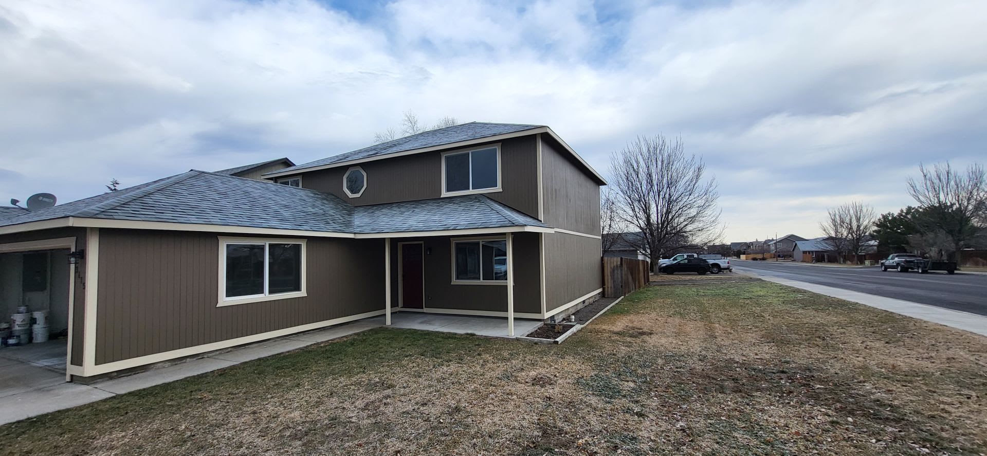 4 Bed 2.5 Bath – photo 2