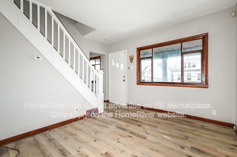 412 Woodward Ave – photo 3