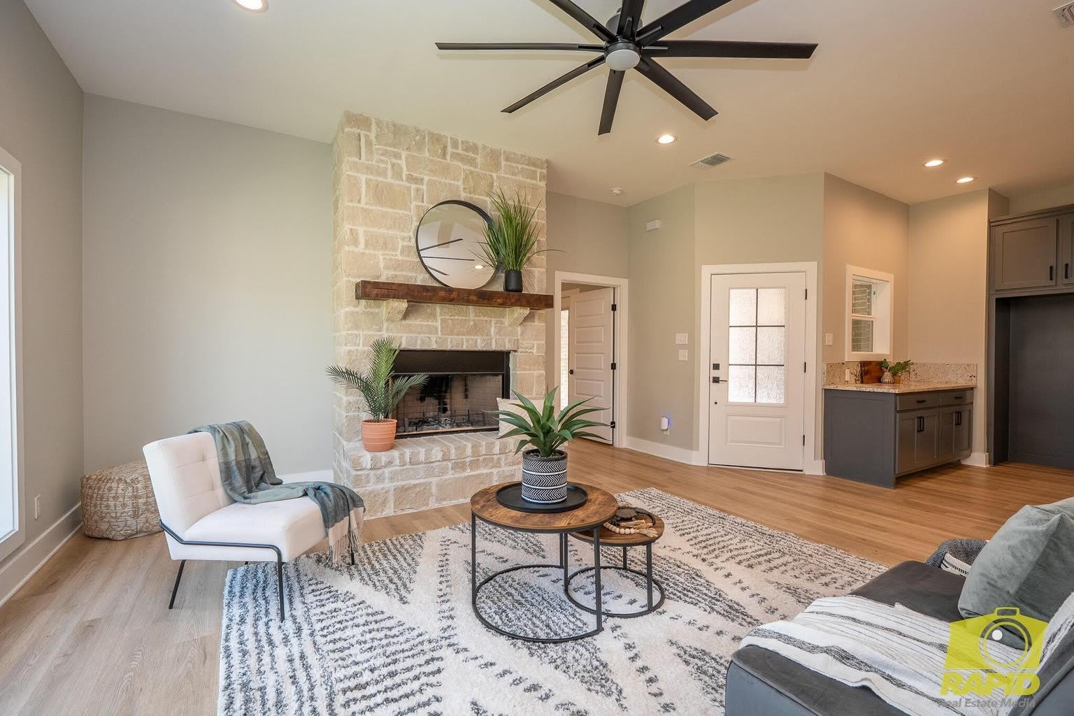 5317 Riviera Lane – photo 4