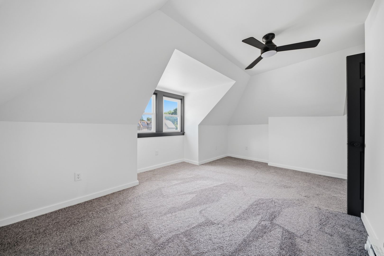 256 East Meyers – photo 4