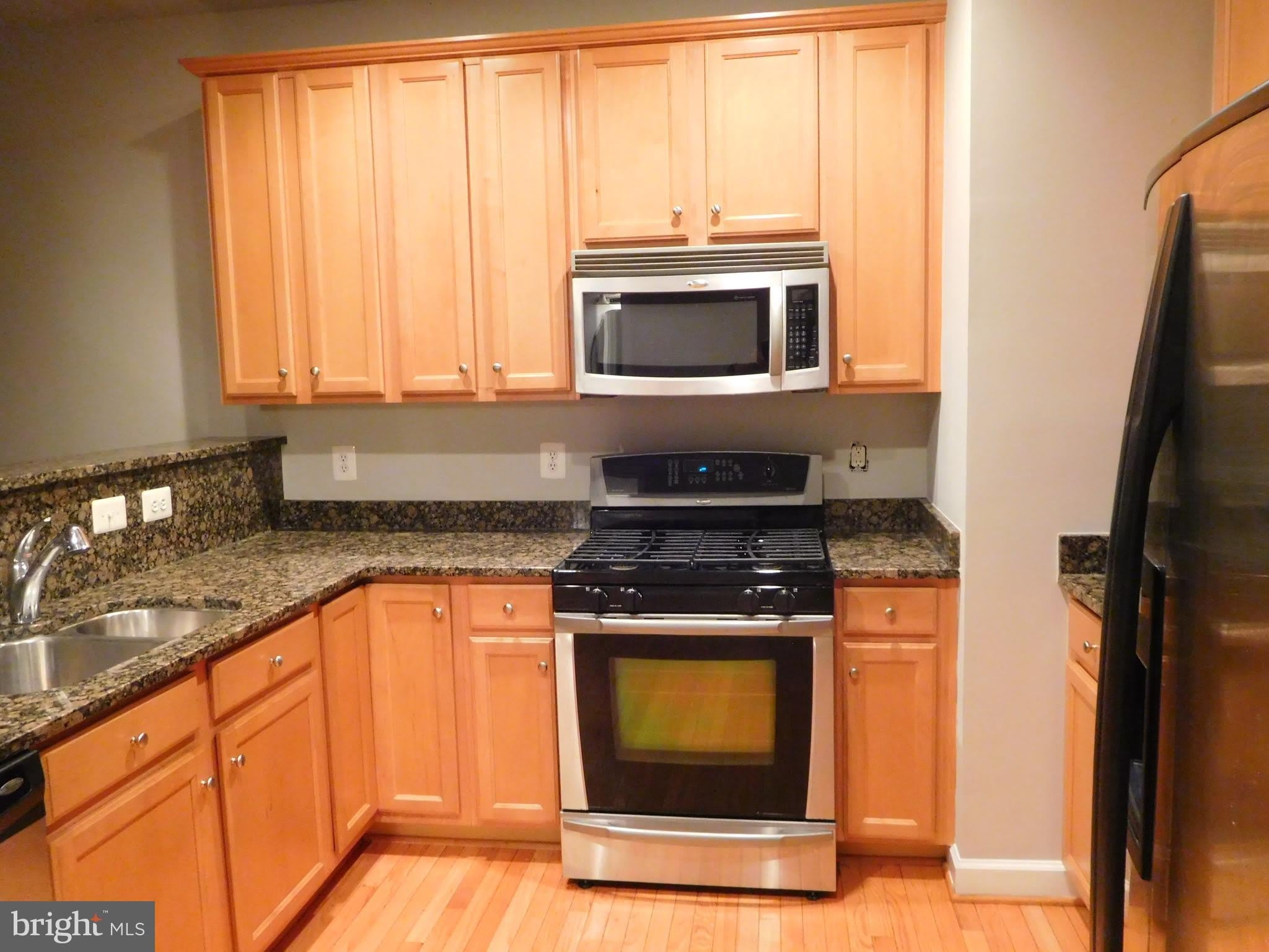 4302 TALMADGE Circle – photo 3