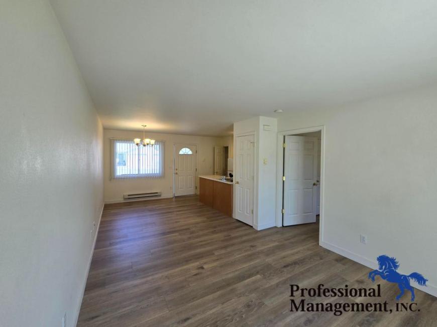 1502 38th St W – photo 3