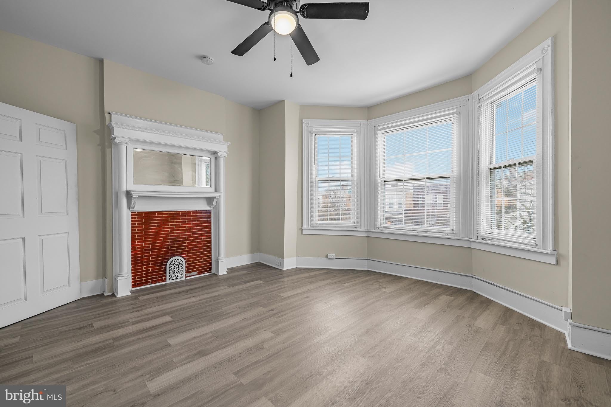 5723 SPRUCE ST – photo 5