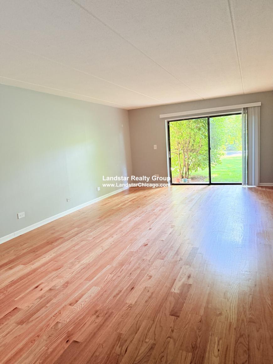 525 Quentin Rd. – photo 2