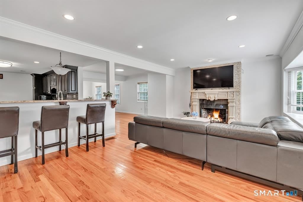 171 Henderson Road – photo 4