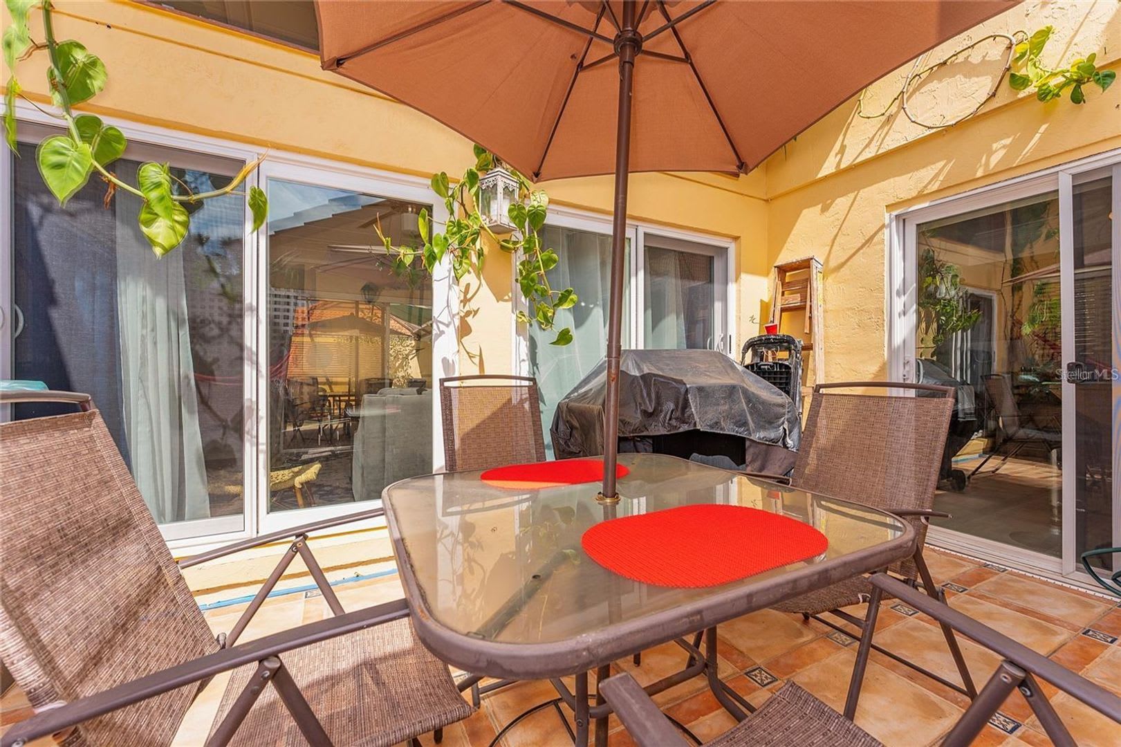 2BR/2BA Orlando Villa with Private Pool & 2-Car Garage — $1,850/mo – photo 4