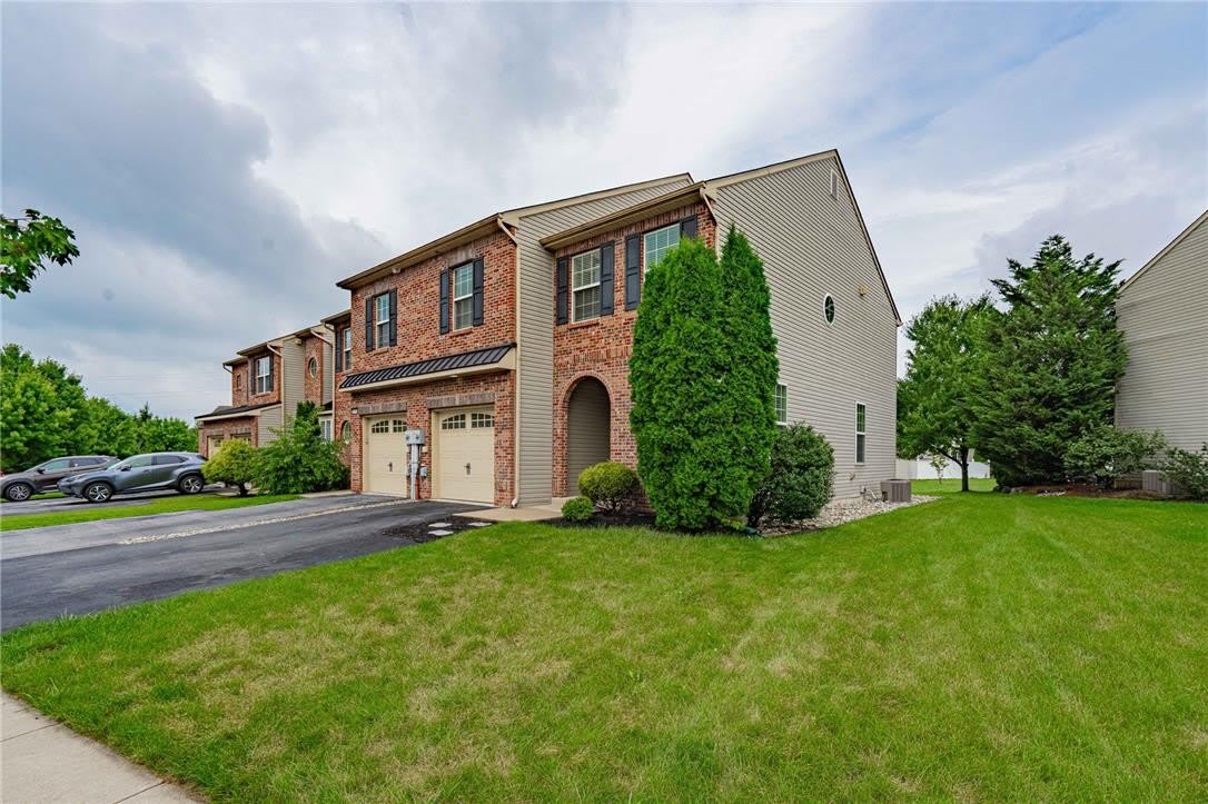 253 Milkweed Drive – photo 3