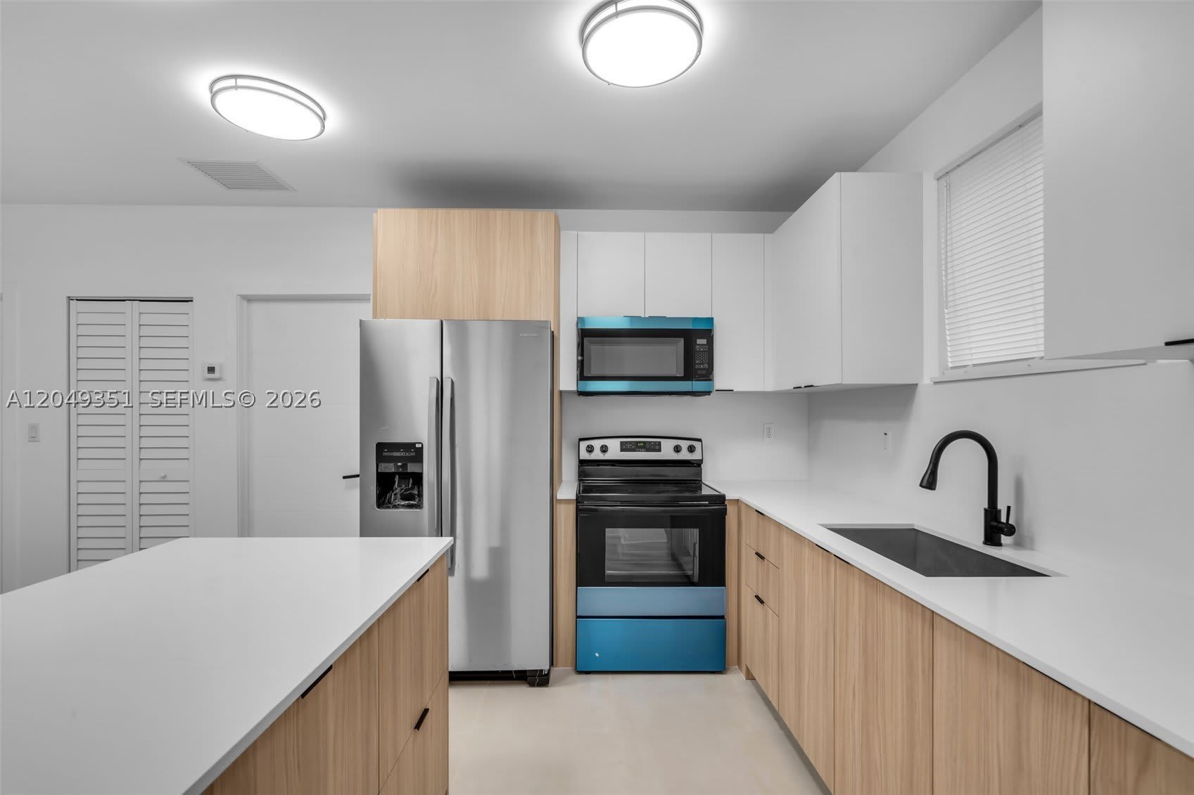 6500 Nw 21St Ave – photo 2