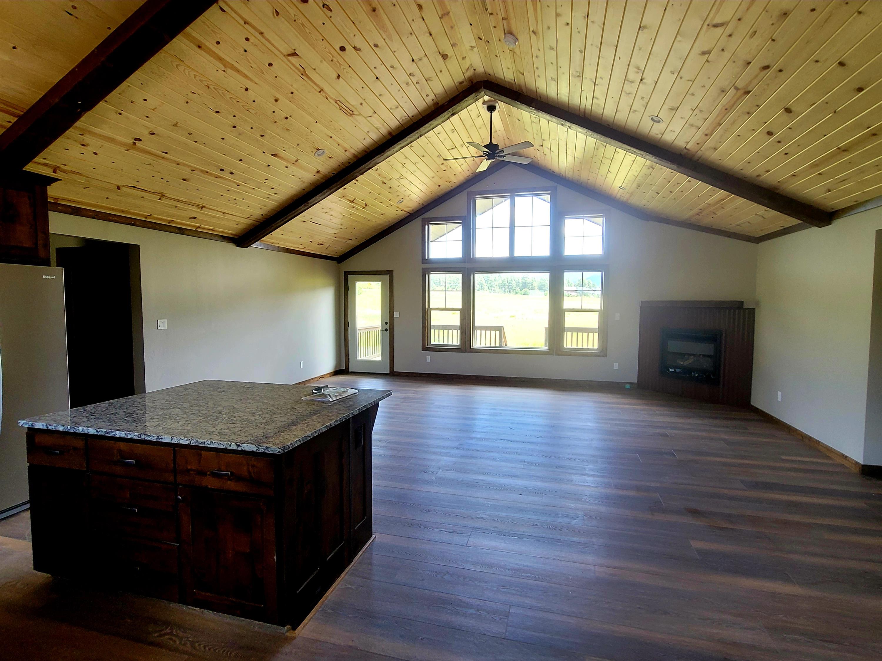 401 Alpine Drive A – photo 3