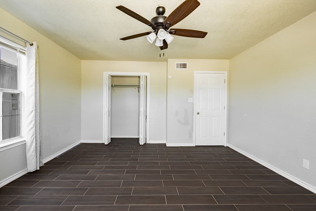 1385 Rivera Dr – photo 4