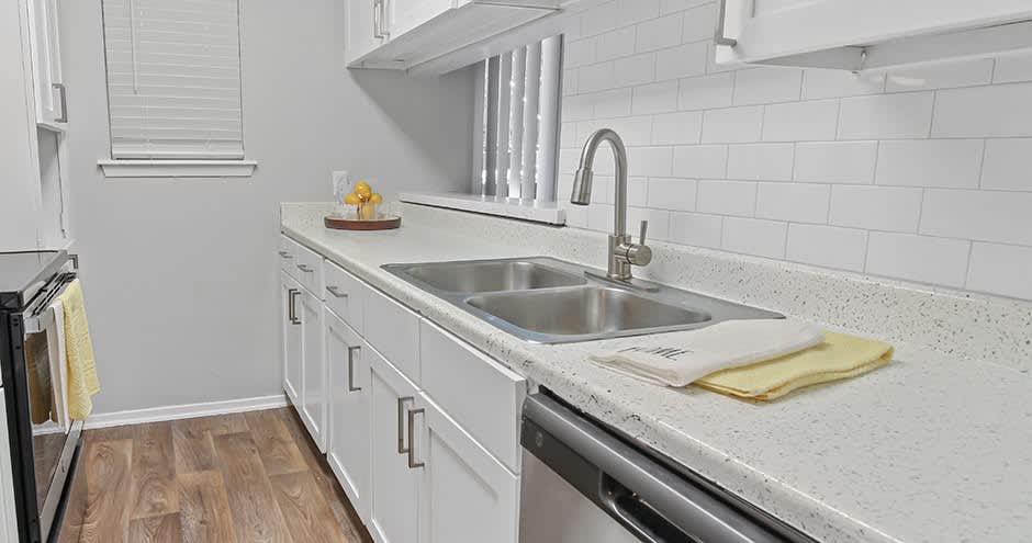 Hollytree Apartments – photo 5