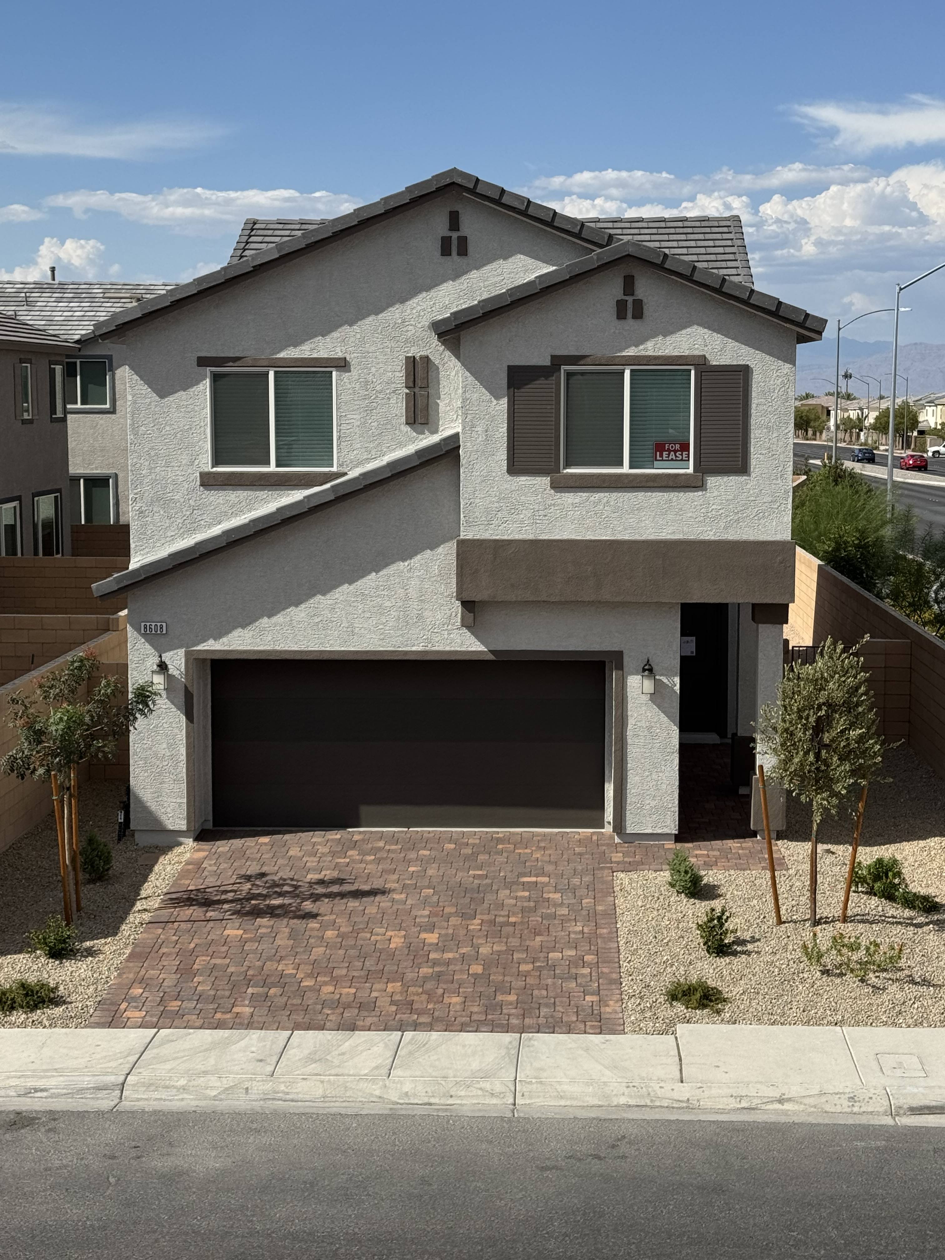 8608 Fendi Avenue – photo 1